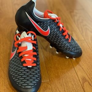 Nike Magista Onda Cleats